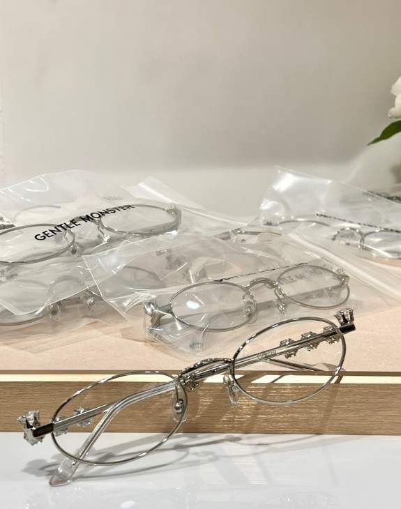Picture of Gentle Monster Sunglasses _SKUfw52339652fw
